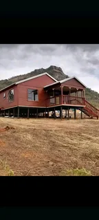 Wendyhouse and log cabin