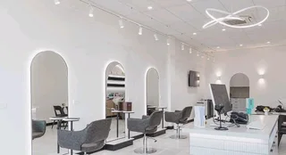 Beautician n hair stylist