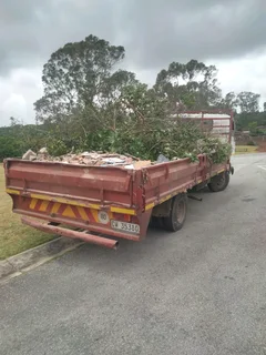 Rubbish removal rubble removal furniture removal garden refuse and long distance 0839826457