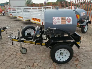 500- Liter Mild steel Diesel bowser/ fuel trailer/ mini tanker