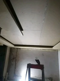 Ceiling and partitions , full skimming