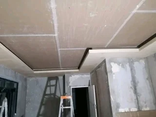Ceiling and partitions , full skimming