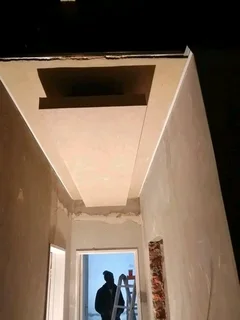 Ceiling and partitions , full skimming