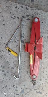 Car Jack for Sale