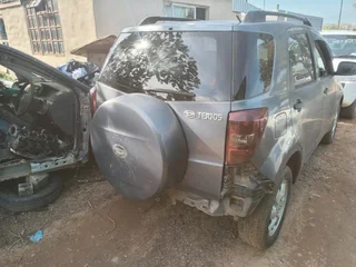 Diahatsu terios 1.5i parts