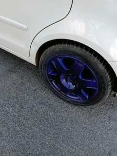 Vw polo 1.6i bah 2005 model