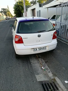 Vw polo 1.6i bah 2005 model