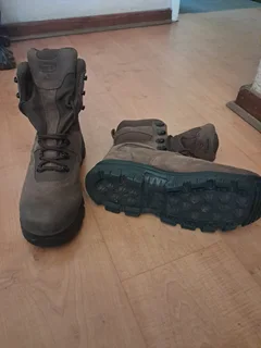 wolverine waterproof hard boots