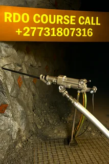 Certifying both begginers and experienced machine operators for mine and construction fields