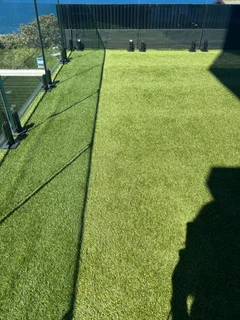 Very good quality Artificial lawn - Bargain price