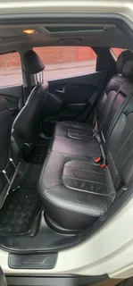 Selling Hyundai ix35 CRD Automatic 2012model
