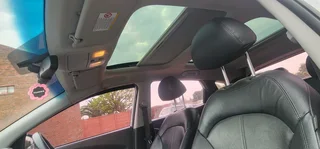 Selling Hyundai ix35 CRD Automatic 2012model