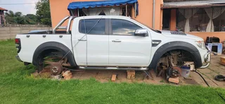 Ford Ranger Xlt 3.2 Complete Body No Engine And Gearbox