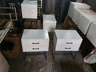 Pedestals, Night stands side tables