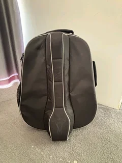 *Voyage Air VAOM-02 Folding Guitar – Almost As New! | R10 000