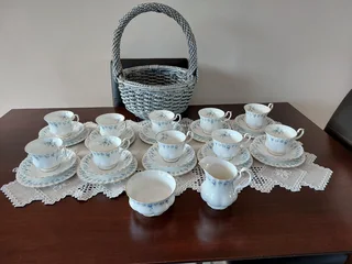 Royal Albert,  Memory Lane Design 10 piece (cup, saucer &amp; Side Plate x 10)  R3500