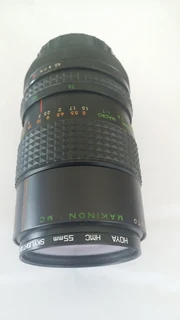 MAKINON MC SKYLIGHT, 55mm, MACRO 1:7, ZOOM 1:4.5 in excellent condition. With rigid carrier bag.
