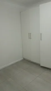 Very neat Room to rent in parklnds