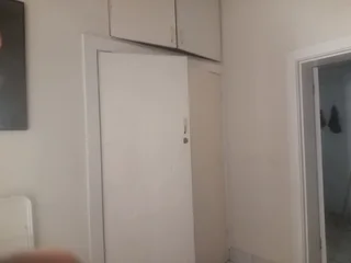  1 Bedroom Cottage to Let – Leicester Road, Kensington JHB Rent: R5,000 per month Water includ