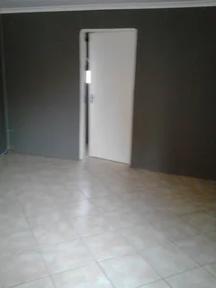 Room to rent in Vosloorus ,Marimba Gardens R2400 month. Available in 1st  Janaury 2026