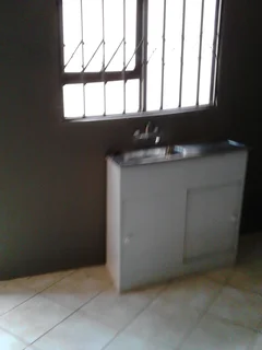 Room to rent in Vosloorus ,Marimba Gardens R2400 month. Available in 1st  Janaury 2026