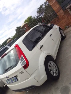 2015 Ford Figo Hatchback