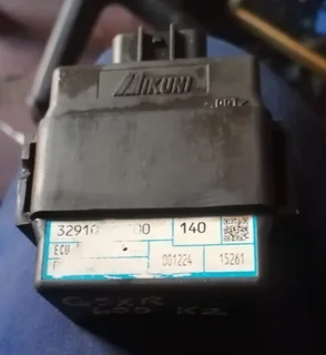 Fuel Injection Control Unit Module Suzuki GSXR600