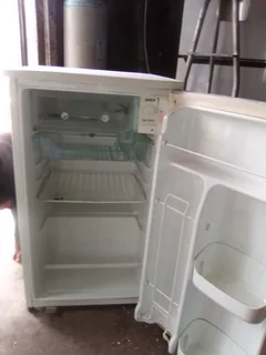 LG BAR FRIDGE WITH FREEZER COMPARTMENT NO DEPOSIT REQUIRED