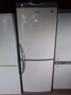 Lg Frost Free Fridge/freezer