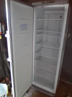 DEFY WHITE UPRIGHT FREEZER