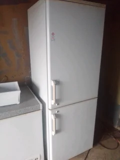 White Huge Fridge/freezer