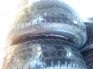 Bakkie rims and tyres R6500