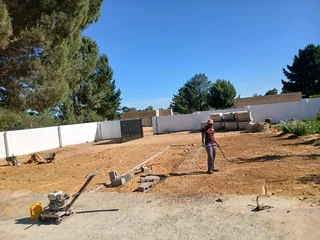 Bricks paving and tilling