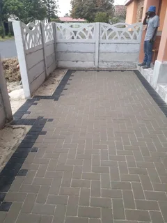 Bricks paving and tilling