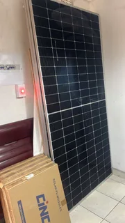 Solar pane