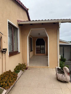 REDUCED!!! 3 bedroom house for sale in Centenary Park, Phoenix