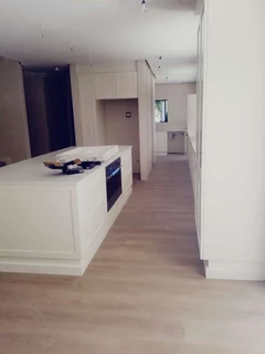 PROFESSIONAL,  SKILLED,  COMPETENT AND EXPERIENCED CARPENTER.