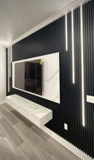 PROFESSIONAL,  COMPETENT,  EXPERIENCED AND SKILLED CARPENTER.