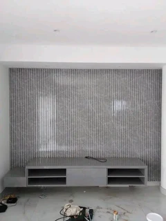 PROFESSIONAL,  SKILLED,  COMPETENT AND EXPERIENCED CARPENTER.