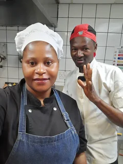 I&#39;m looking for a  job as a chef, who can  cook breakfast, lunch and dinner