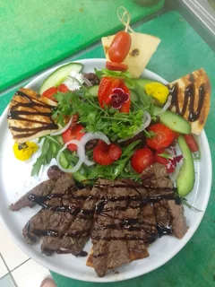 I&#39;m looking for a  job as a chef, who can  cook breakfast, lunch and dinner