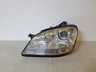 Mercedes ML-350 4Matic LHS Complete Xenon Headlight (2005 - 2010)