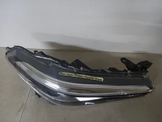 Toyota Corolla Cross RHS LED Xenon Headlight (2021 - 2023)