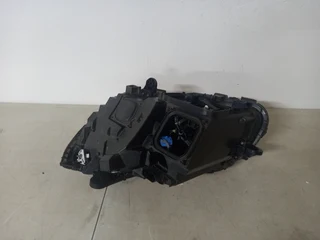 Mercedes C-class W205 RHS Double Xenon Headlight (2014 - 2017)