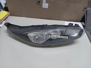 Ford Fiesta RHS Normal Headlight (2013 - 2016)