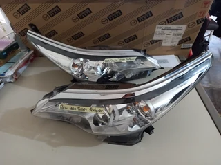 Toyota Fortuner Xenon Headlight (2016 - 2020)