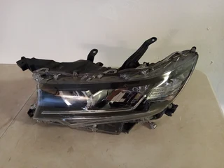 Toyota Prado LHS LED Xenon Headlight (2018 - 2022)