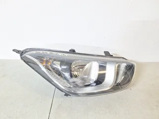 Hyundai i20 Facelift RHS Normal Headlight (2012 - 2014)