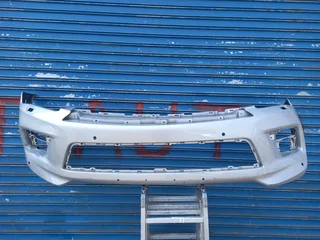 Nissan Infiniti QX-70 Front Bumper (2012 - 2017)