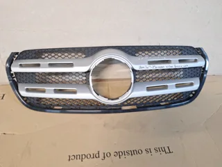 Mercedes X-class Bakkie W470 Front Upper Grille (2020 - 2024)